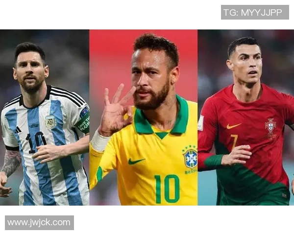 2017年当红足球球星风采：梅西、C罗与内马尔的巅峰对决与辉煌时刻