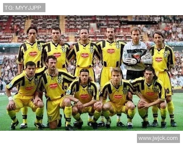 上帝之足：探索足球传奇球星如何成为永恒偶像