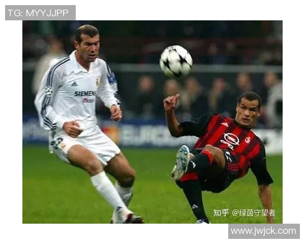 世界知名足球巨星相继来到中国掀起绿茵热潮带动体育与文化交流