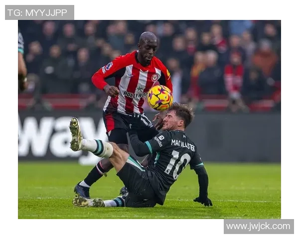 世界足坛球星盘点：那些在绿茵场上璀璨夺目的名字