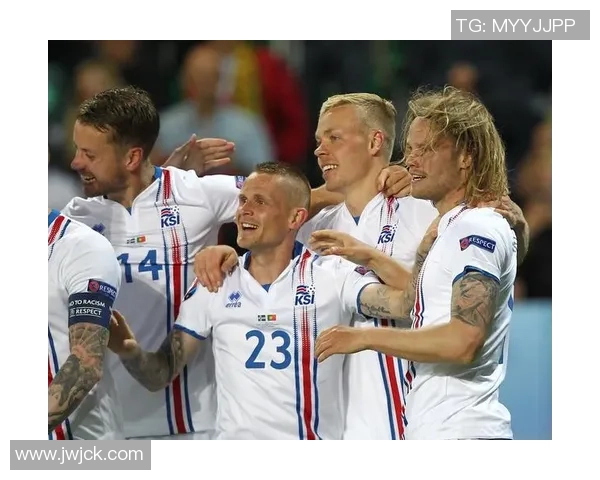 冰岛足球历届知名球星盘点与传奇人物故事全景解读 冰岛足球历届知名球星盘点与传奇人物故事全景解读