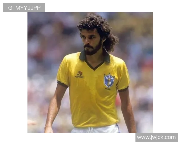 巴西足球历史上第一球星的传奇成就与影响力探讨